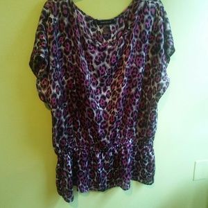 Beautiful tri-colored blouse worn 2x